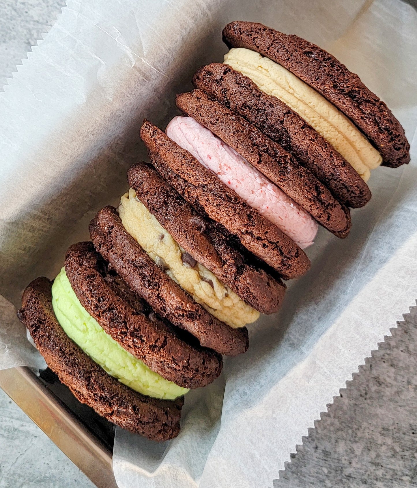 Chocolate Brookie Sandwiches (2-pack)