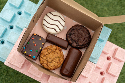 Nostalgia Box [August Exclusive]